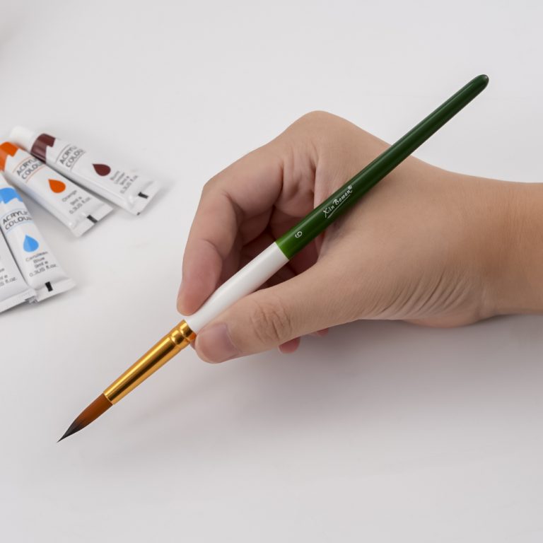 artist paint brush
