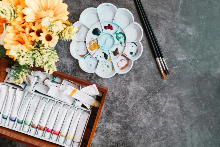 Art Paints and Brushes