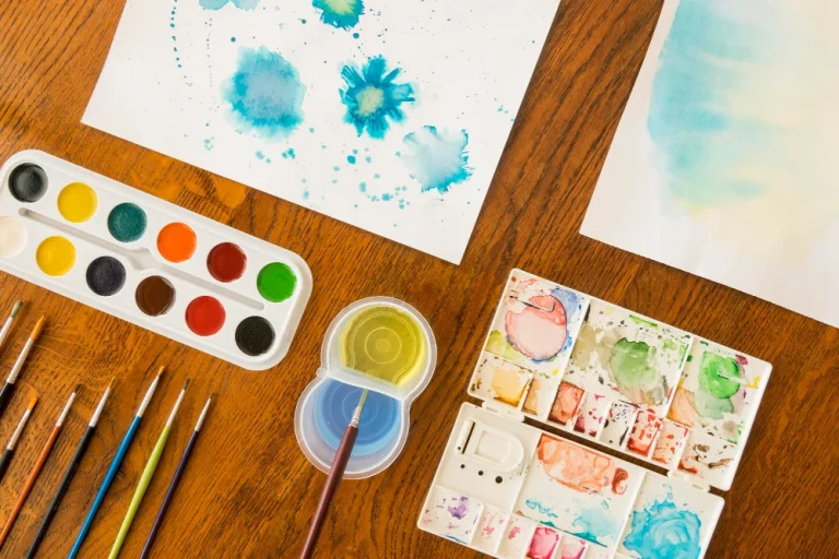 Upgrade Your Art Essential Brushes for Expert Watercolor Painting