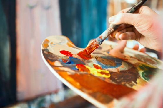 artist painting tools